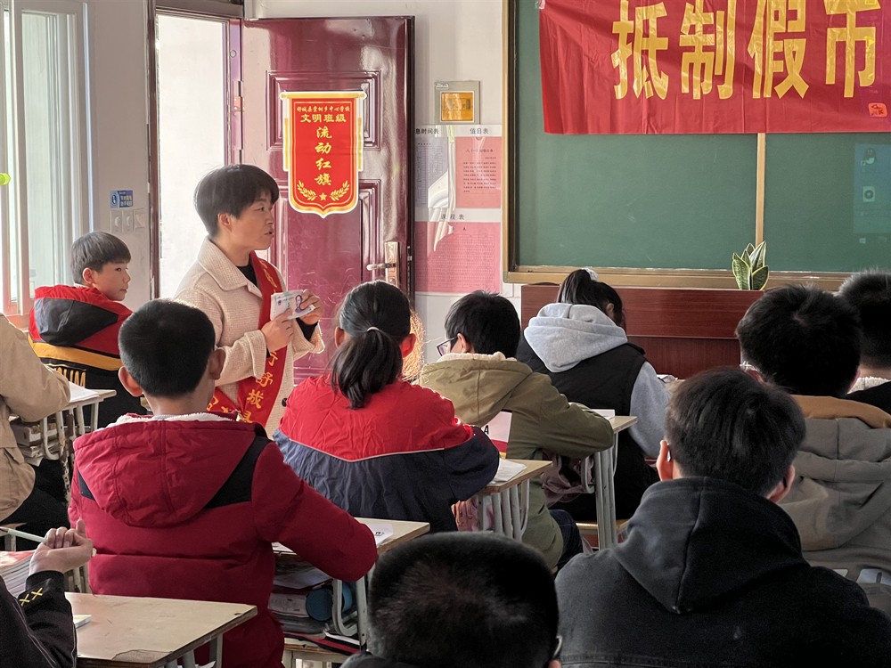 1639635827954381.jpg 1639635827954381.jpg